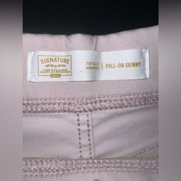 Levi Strauss Gold Label Pink Totally Shaping Pull-on Skinny Jeans Size 8M EUC - Picture 6 of 9